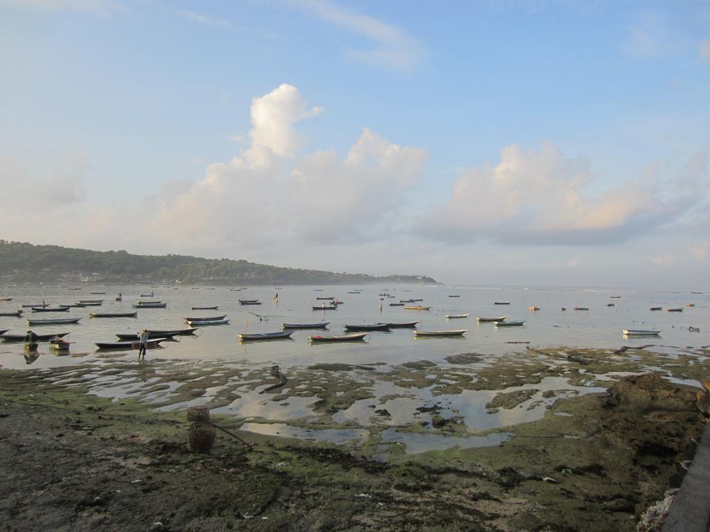 Naradas Mushroom Beach Lembongan Exterior photo