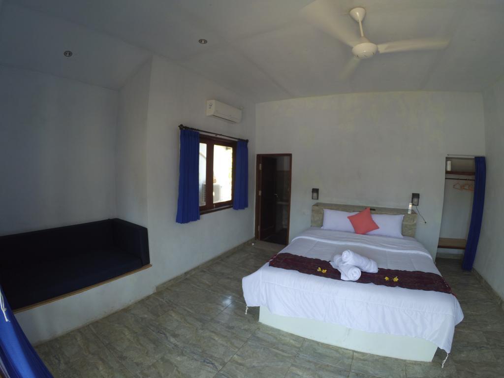 Naradas Mushroom Beach Lembongan Room photo