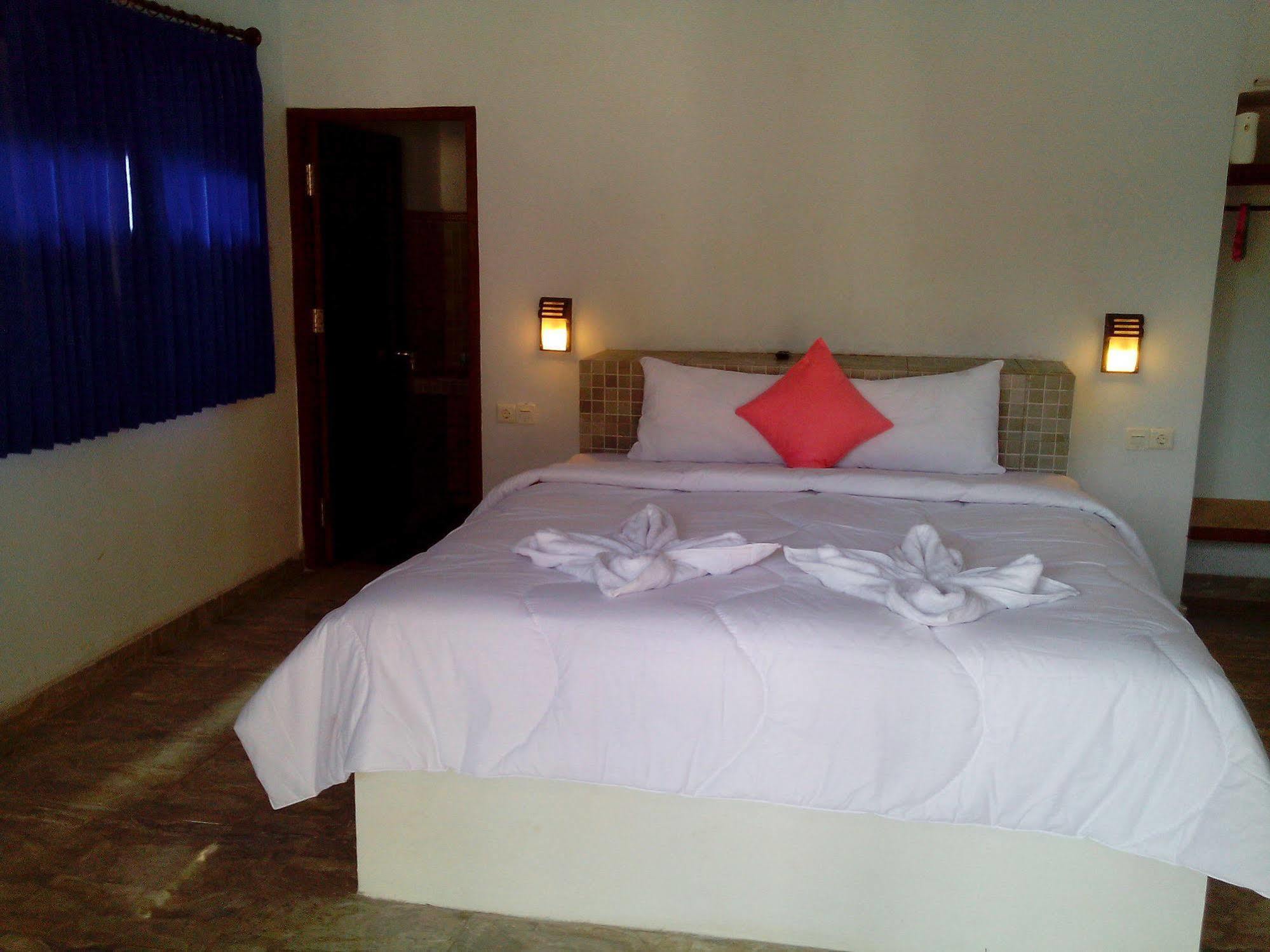 Naradas Mushroom Beach Lembongan Exterior photo