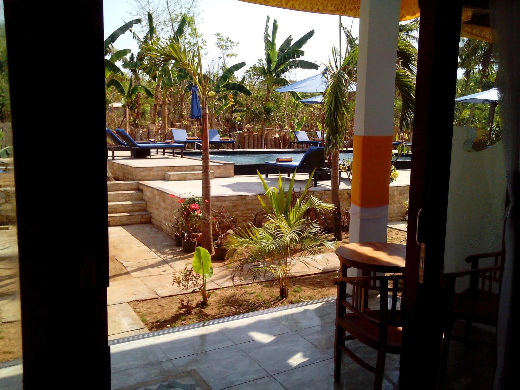 Naradas Mushroom Beach Lembongan Exterior photo