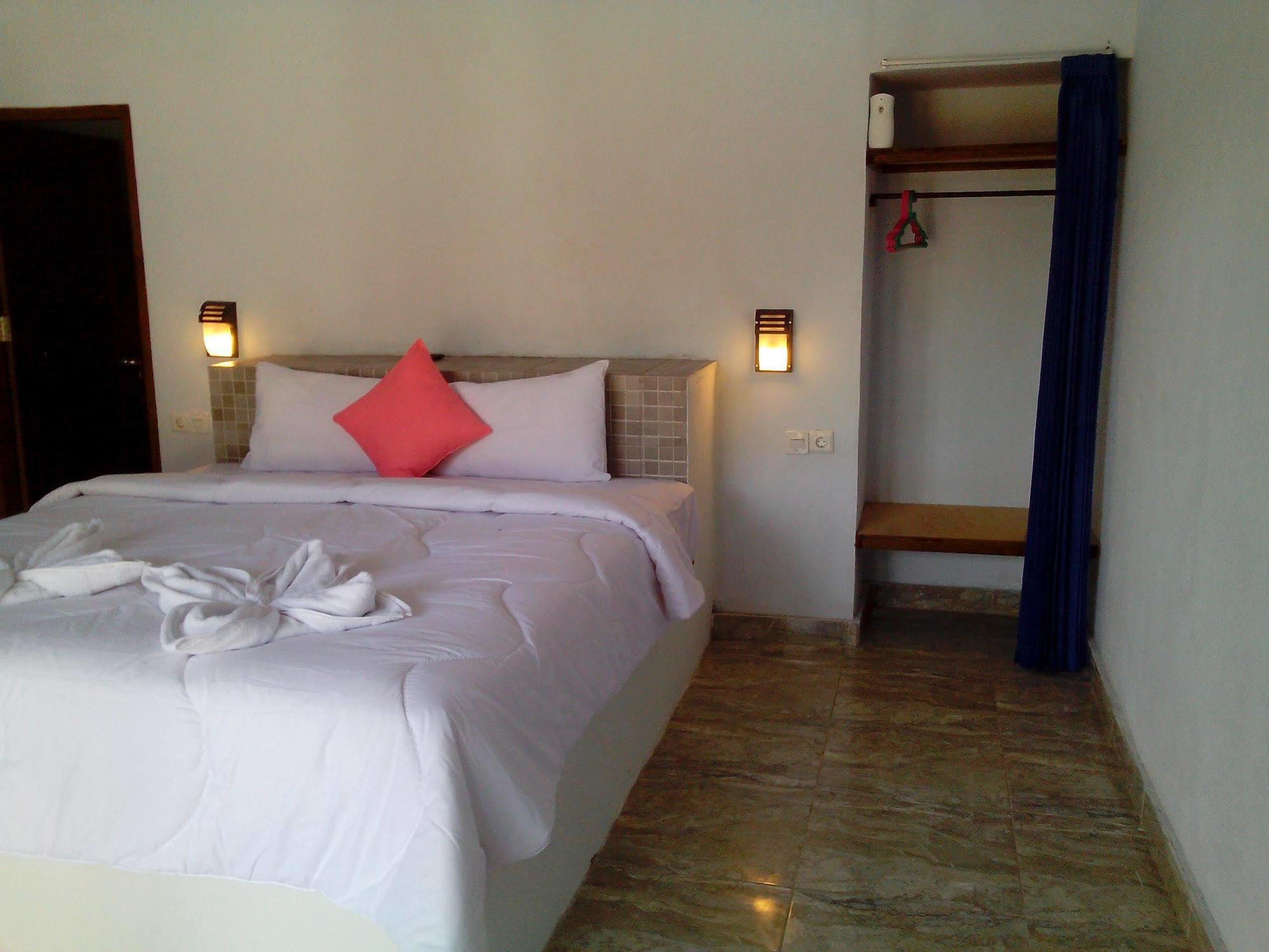 Naradas Mushroom Beach Lembongan Exterior photo